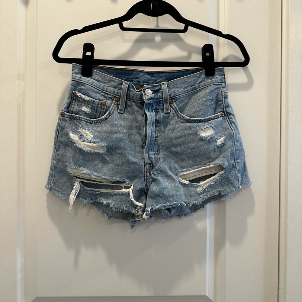 levi’s denim shorts